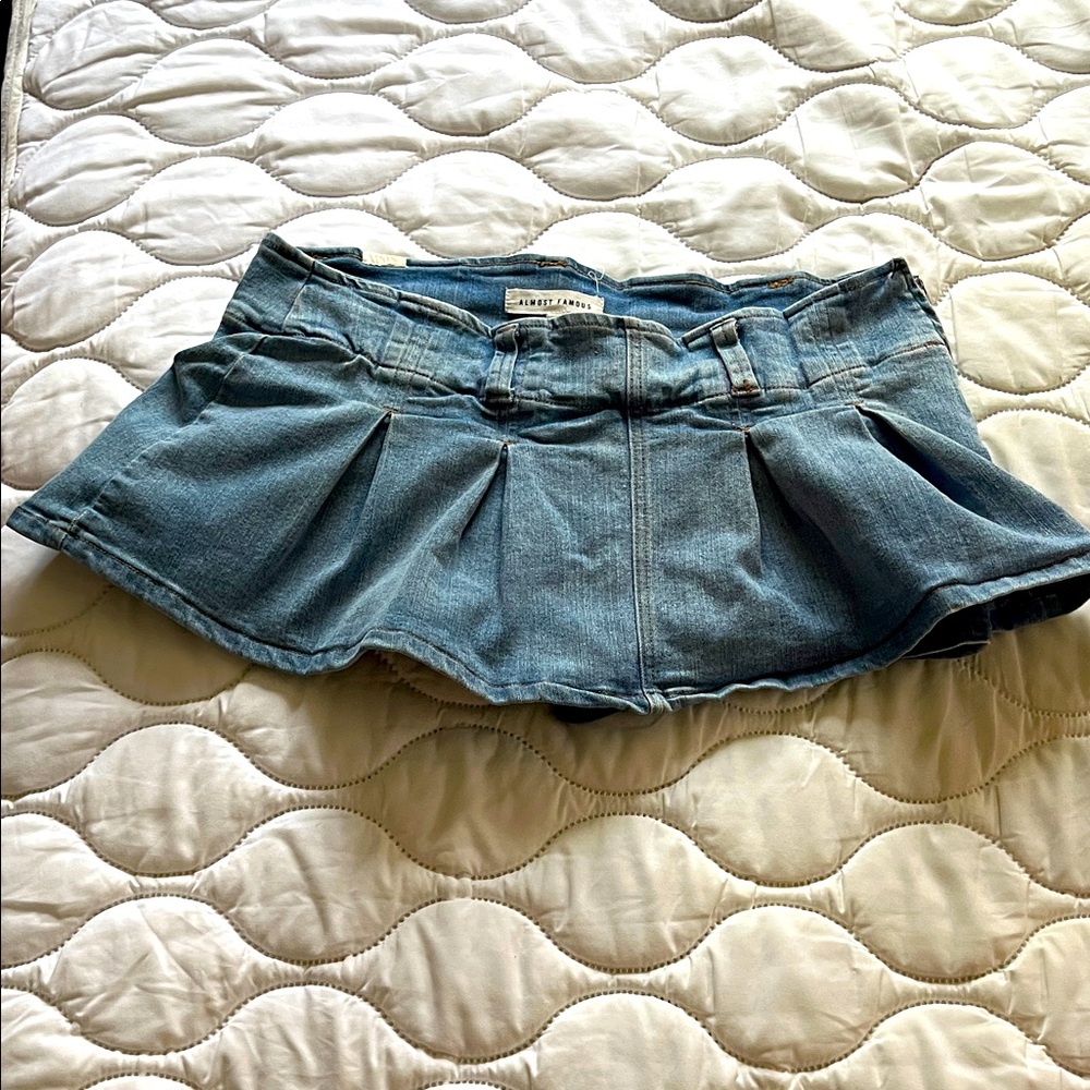 Almost Famous Light Wash Pleated Denim Skort Skirt